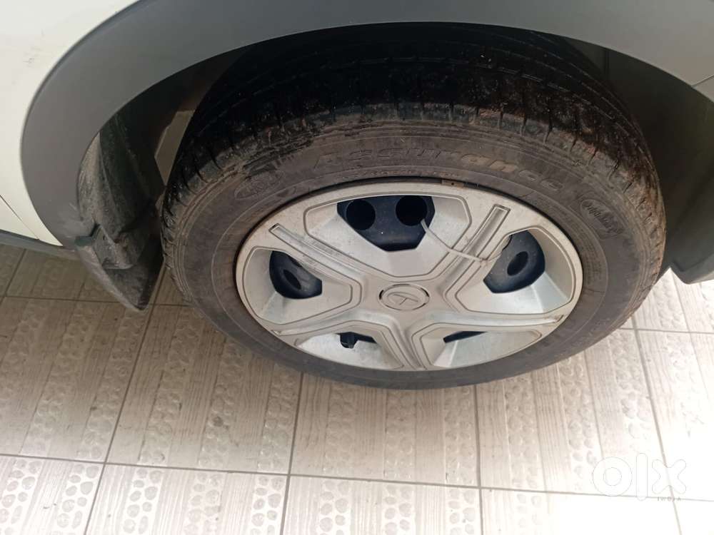 Tata Nexon 1.2 Revotron Xma Amt, 2022, Petrol