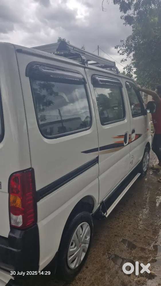Maruti Suzuki Eeco 2021 Petrol 290000 Km Driven