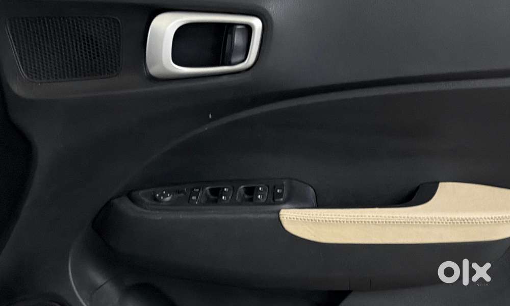 Hyundai Venue S 1.2 Petrol, 2020, Petrol