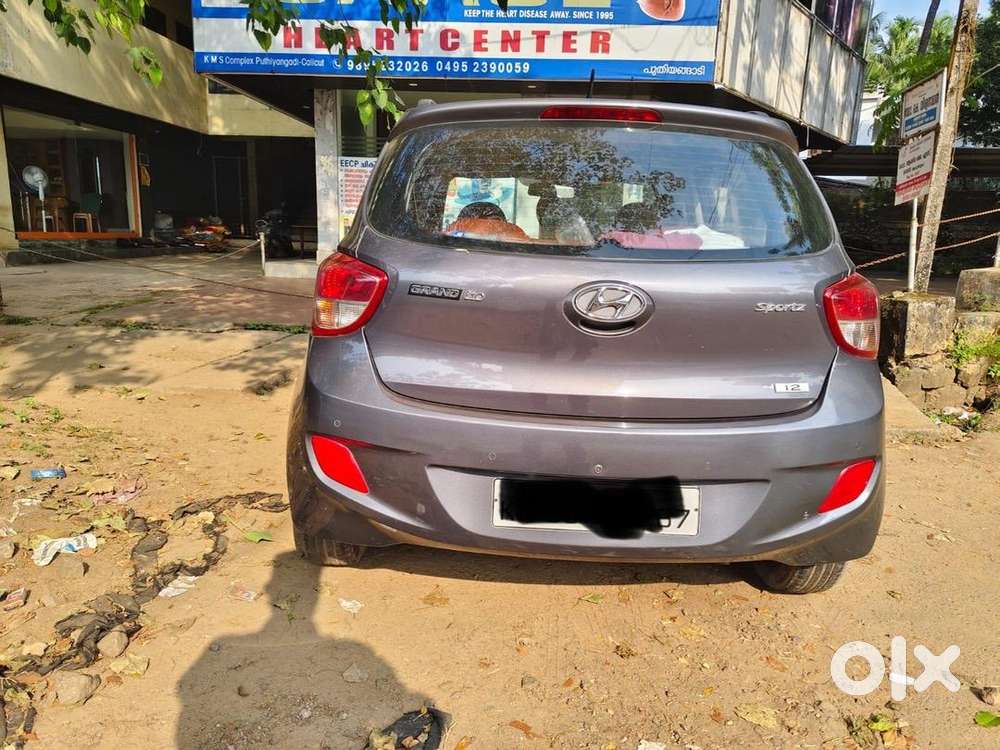 Hyundai Grand I10 2016 Petrol 85000 Km Driven