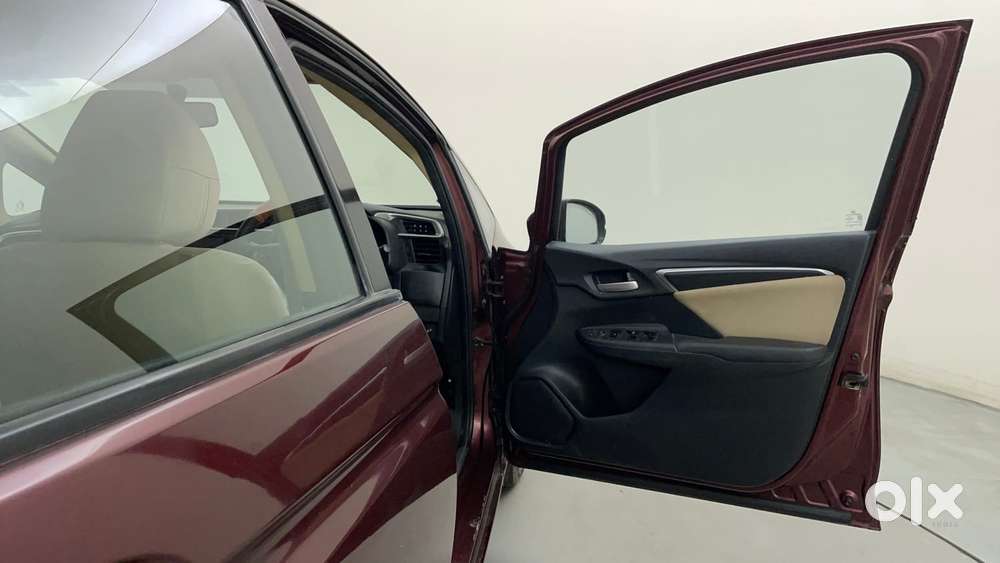 Honda Jazz V At I-vtec, 2017, Petrol
