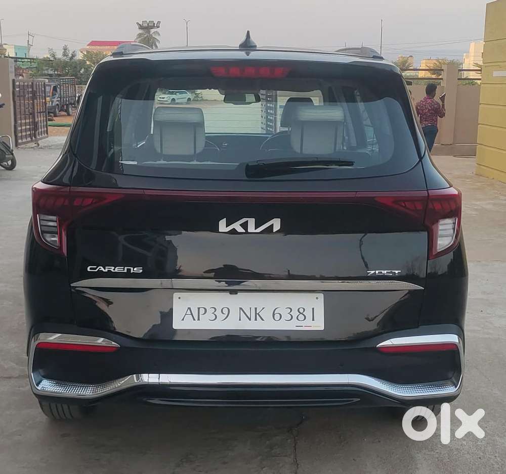 Kia Carens, 2022, Petrol