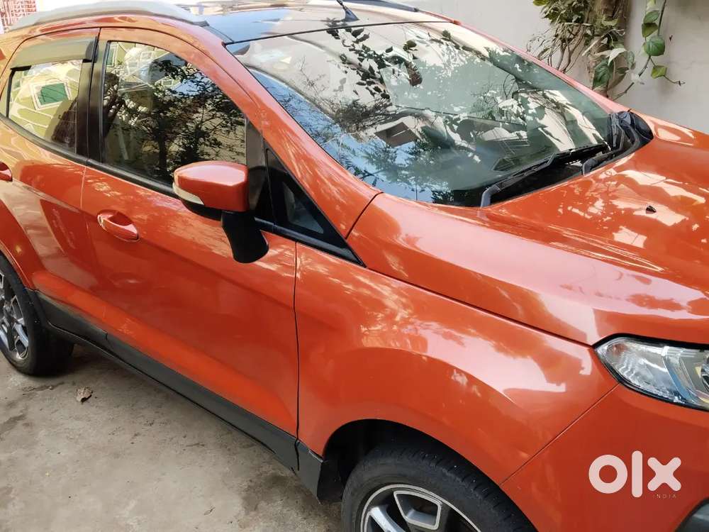 Ford Ecosport Platinum Edition With 6 Airbag 5 Star Safety Rating