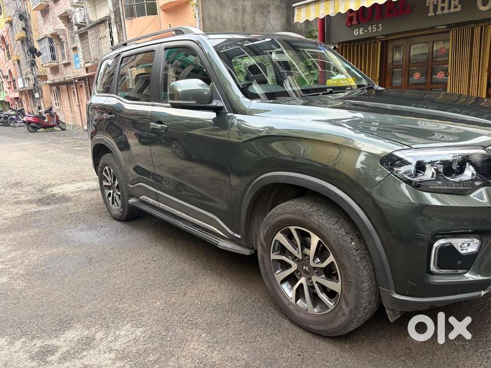 Mahindra Scorpio-n 2.0 Z8 L Petrol At 6 Str, 2023, Petrol