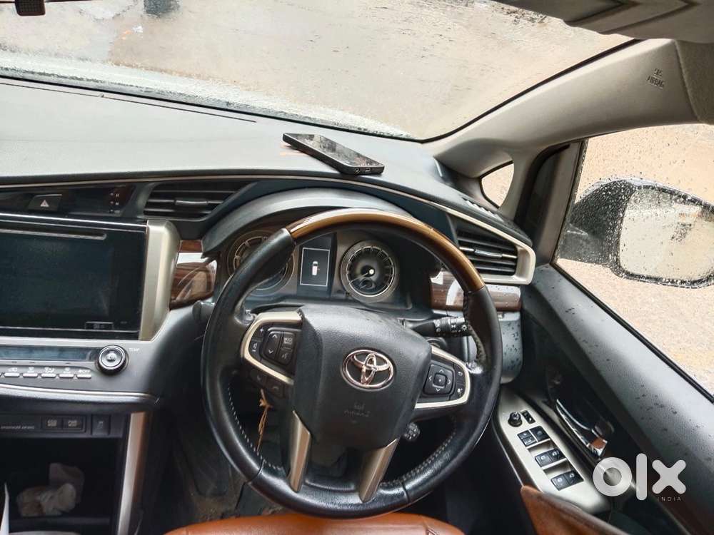 Toyota Innova Crysta 2.8z Automatic, 2019, Diesel