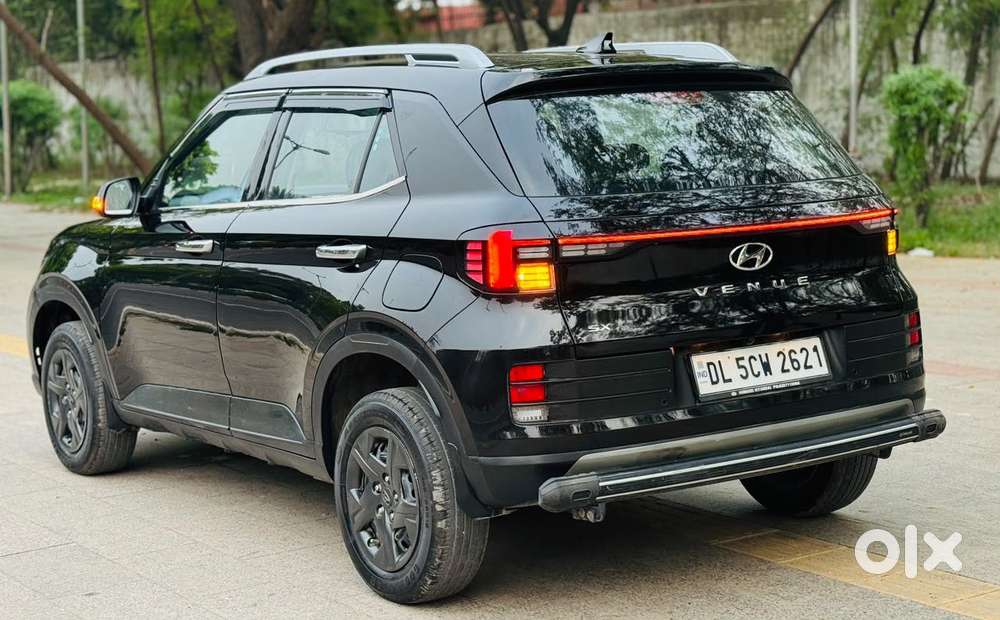Hyundai Venue Sx Mt, 2024, Petrol