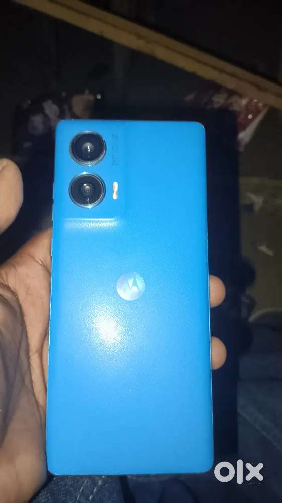 Moto g96 8/256 5g phone bas display me creak hai