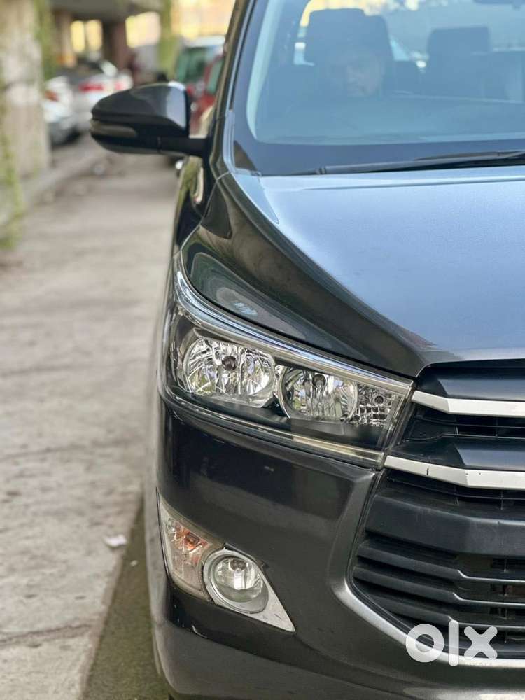 Toyota Innova Crysta 2.8 Gx At 8s, 2018, Diesel