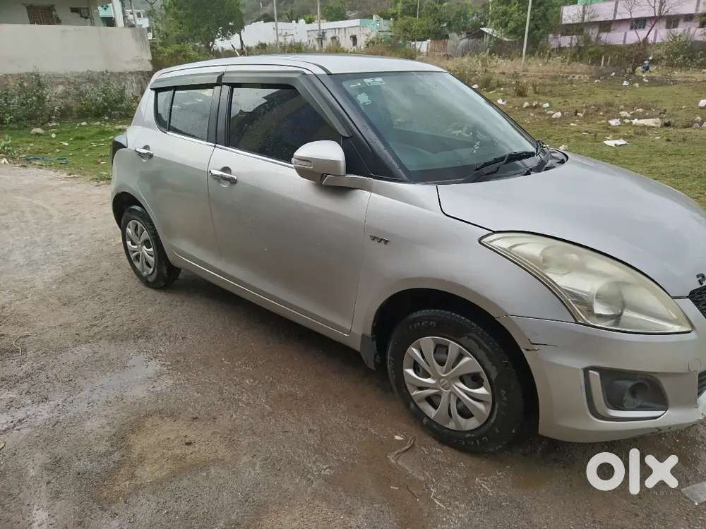 Maruti Suzuki Swift 2015 Petrol 112000 Km Driven
