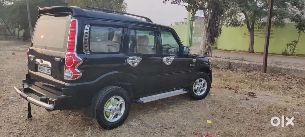 Mahindra Scorpio Classic Diesel 2010