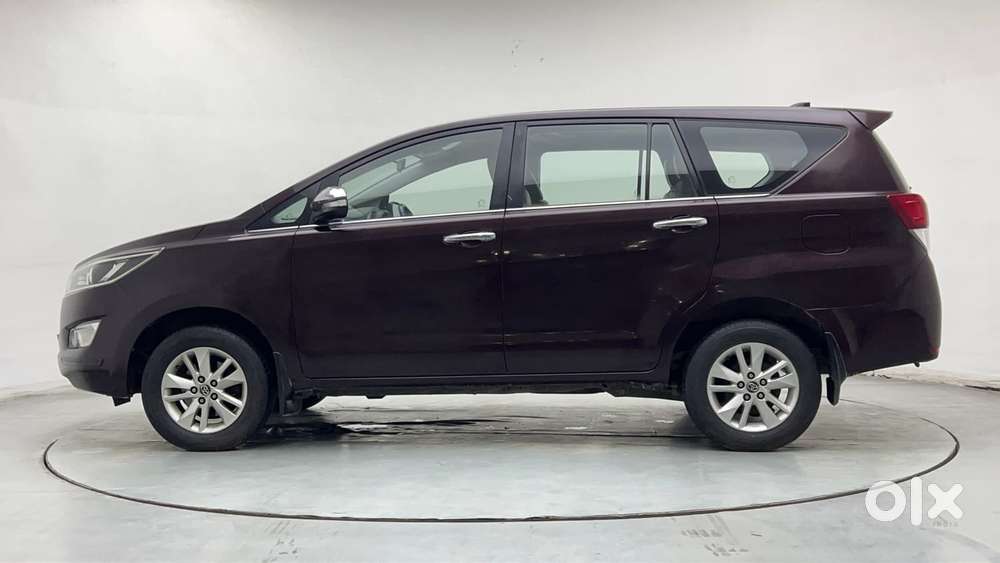 Toyota Innova Crysta 2.7 Zx At, 2017, Petrol