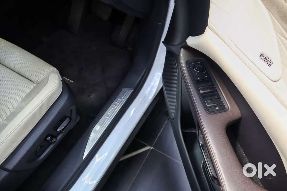 Lexus Rx, 2023, Petrol