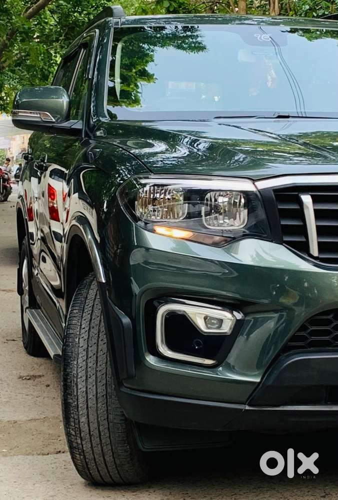 Mahindra Scorpio N Z4 Petrol Mt 7 Str (e), 2022, Petrol