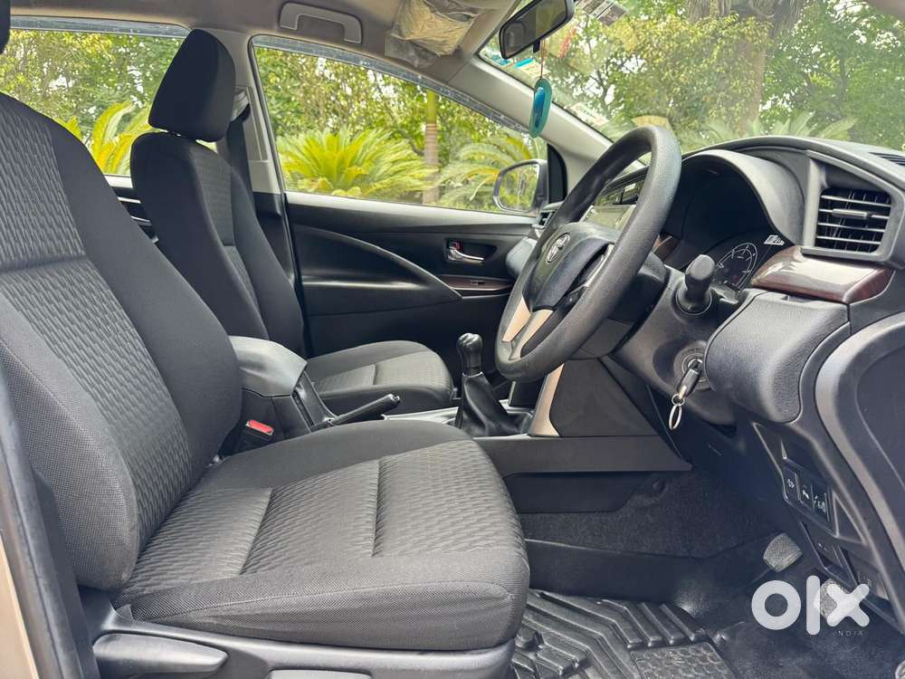 Toyota Innova Crysta 2.4 G Mt 7 Str, 2021, Diesel