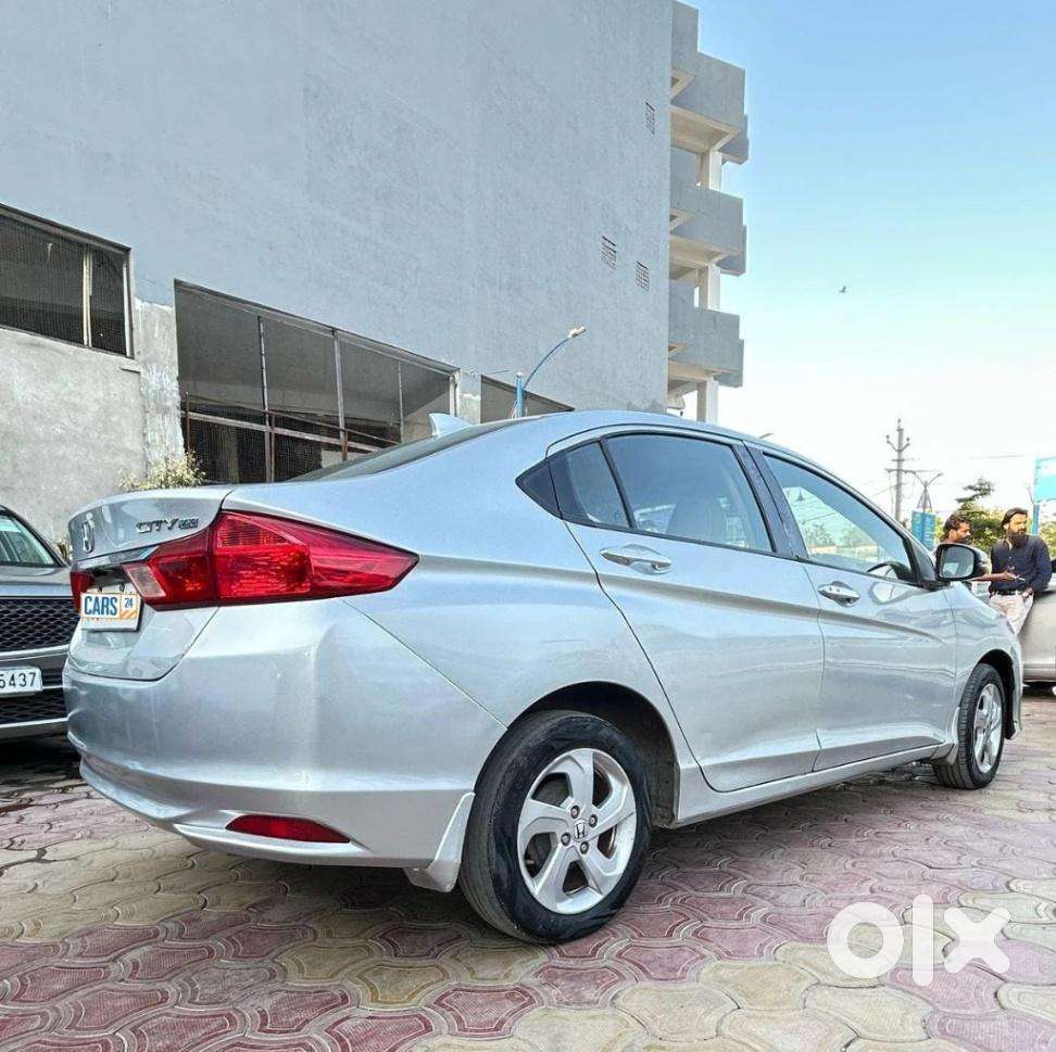 Honda City I-dtec V, 2015, Diesel
