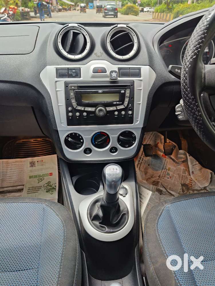 Ford Figo 2012-2015 Petrol Titanium, 2015, Petrol