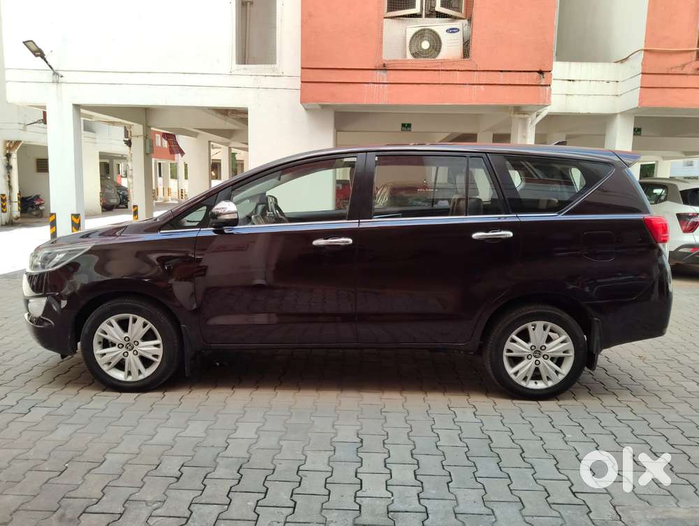 Toyota Innova Crysta 2.8 Z, 2016, Diesel