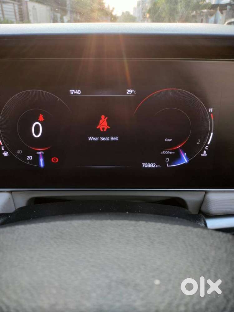 Mahindra Xuv700 2.0 Ax 5 Petrol Mt 7 Str, 2022, Diesel