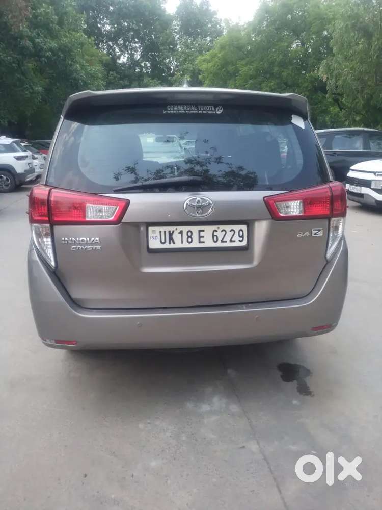 Toyota Innova Crysta (2.4 Z , Less Used)