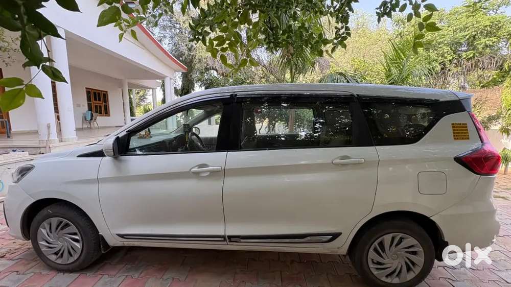 Maruti Suzuki Ertiga Vxi Cng+petrol 2026