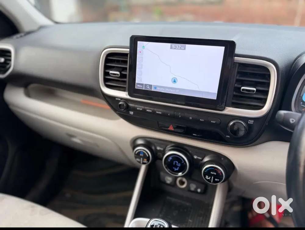 Hyundai Venue Petrol Manual 2024 2nd