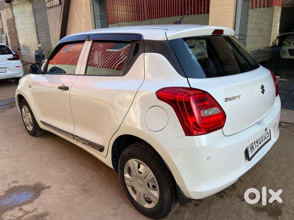 Maruti Suzuki Swift 1.2 Lxi (o), 2020, Petrol