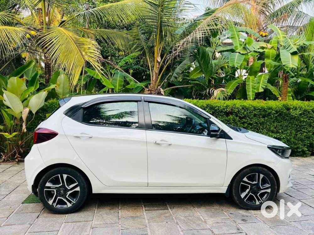 Tata Tiago 1.2 Revotron Xza, 2020, Petrol
