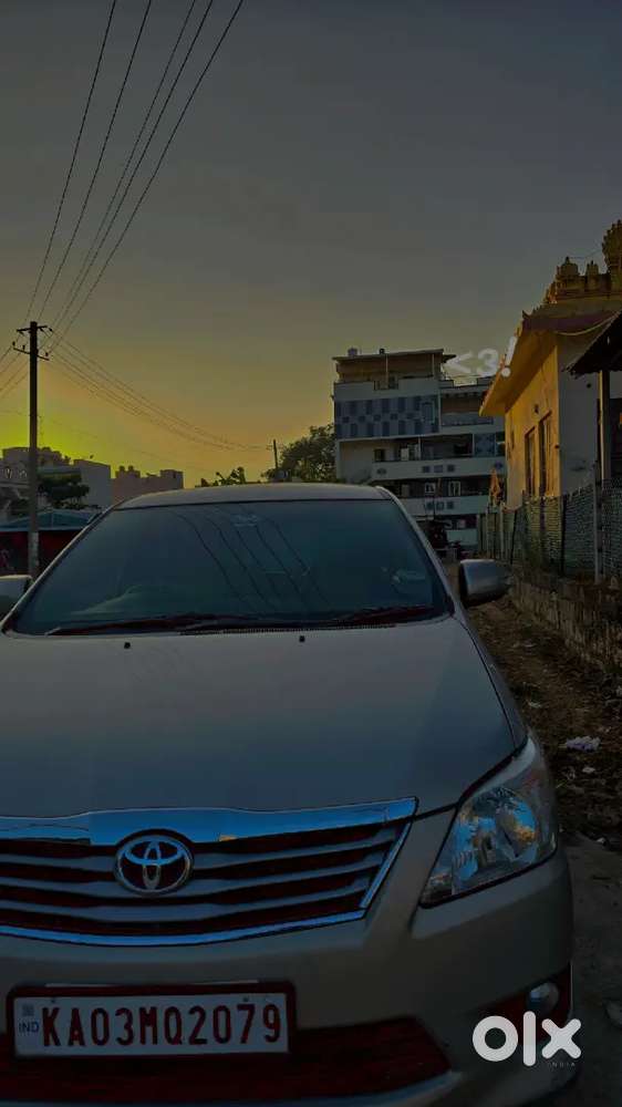 Toyota Innova Vx 2012