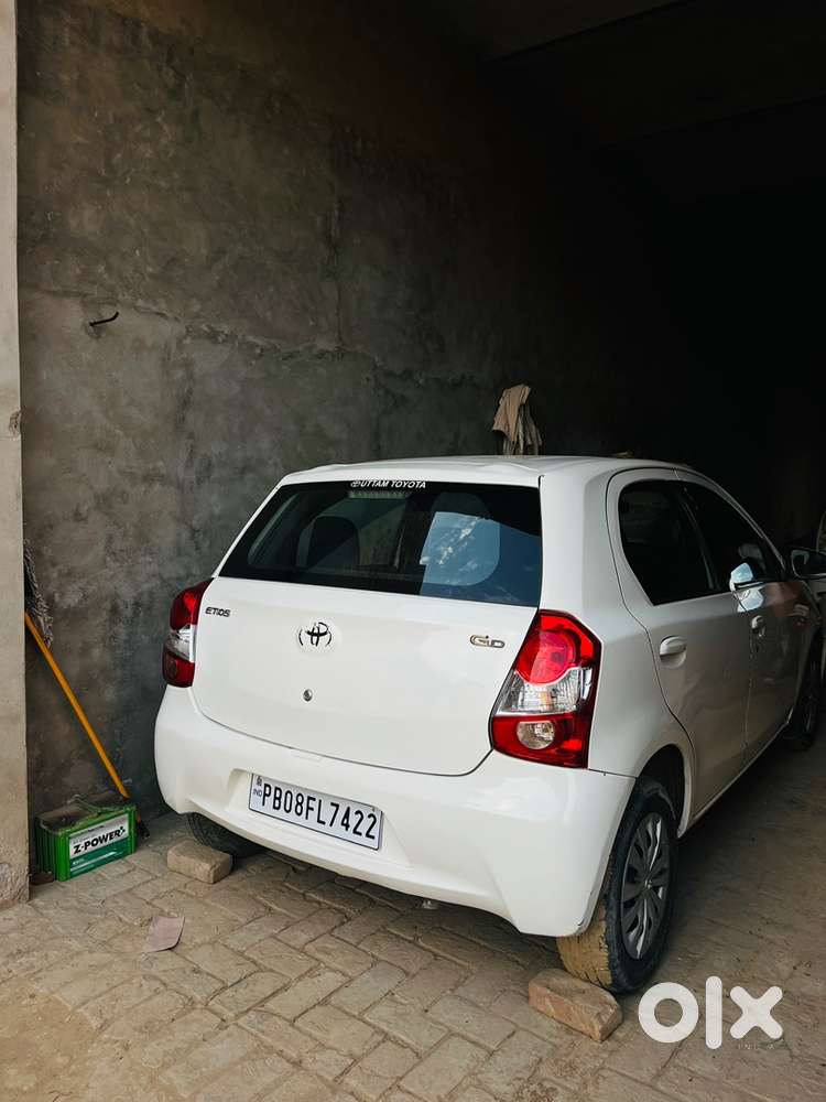 Toyota Etios 2013 Diesel Well Maintained