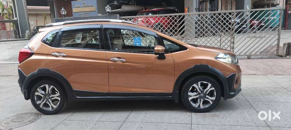 Honda Br-v I-vtec Vx Mt, 2017, Petrol