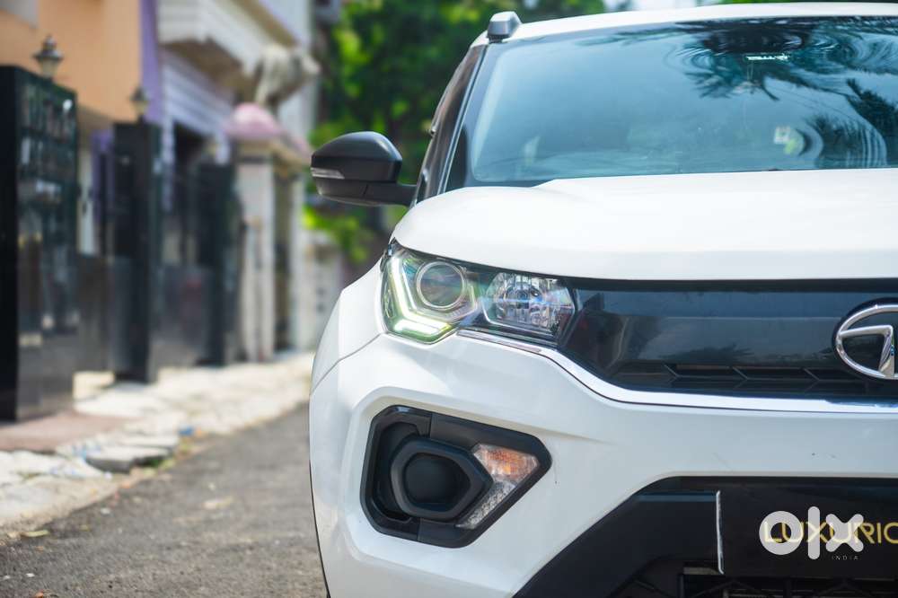 Tata Nexon 1.2 Revotron Xm Plus (s), 2021, Petrol