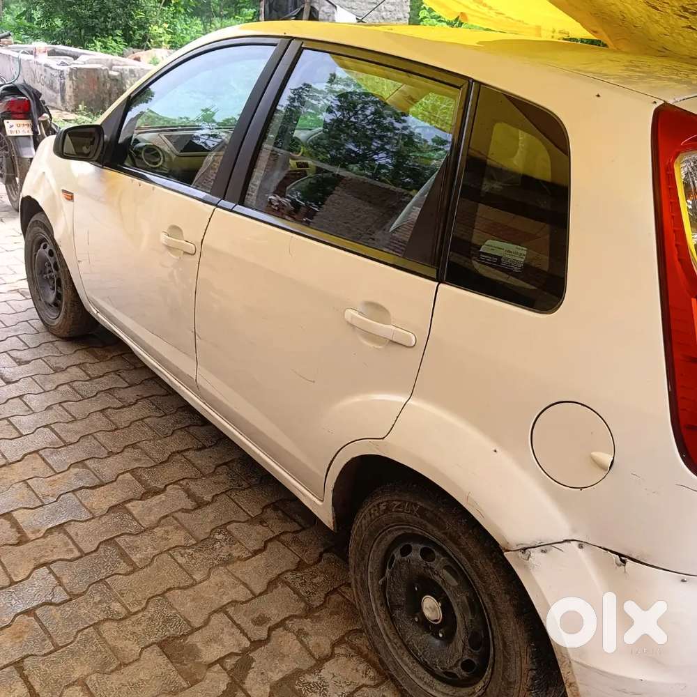 Ford Figo Diesel Titanium 2012