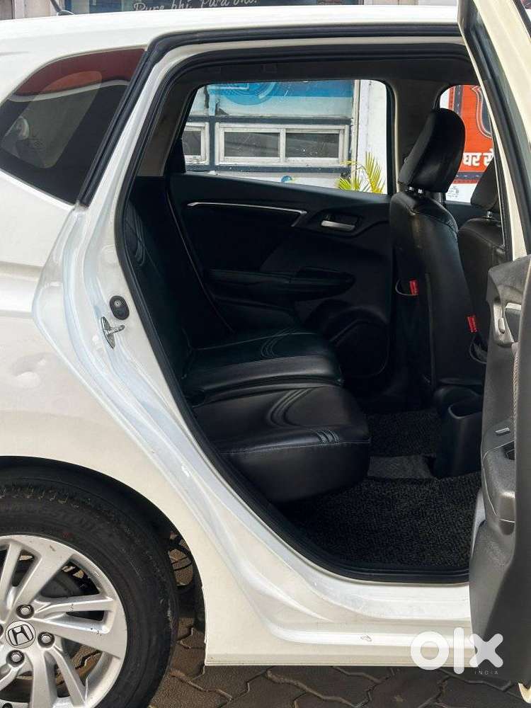 Honda Jazz 1.2 V I Vtec Privilege, 2016, Petrol