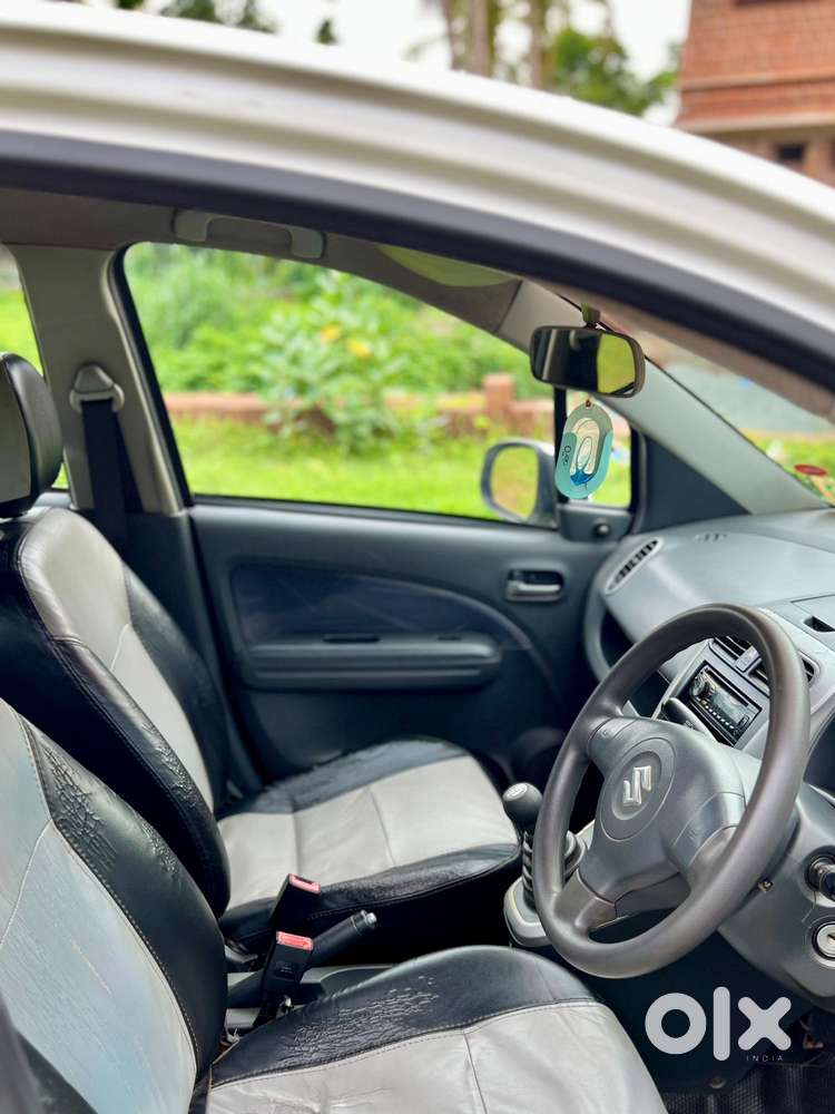 Maruti Suzuki Ritz Vxi, 2010, Petrol