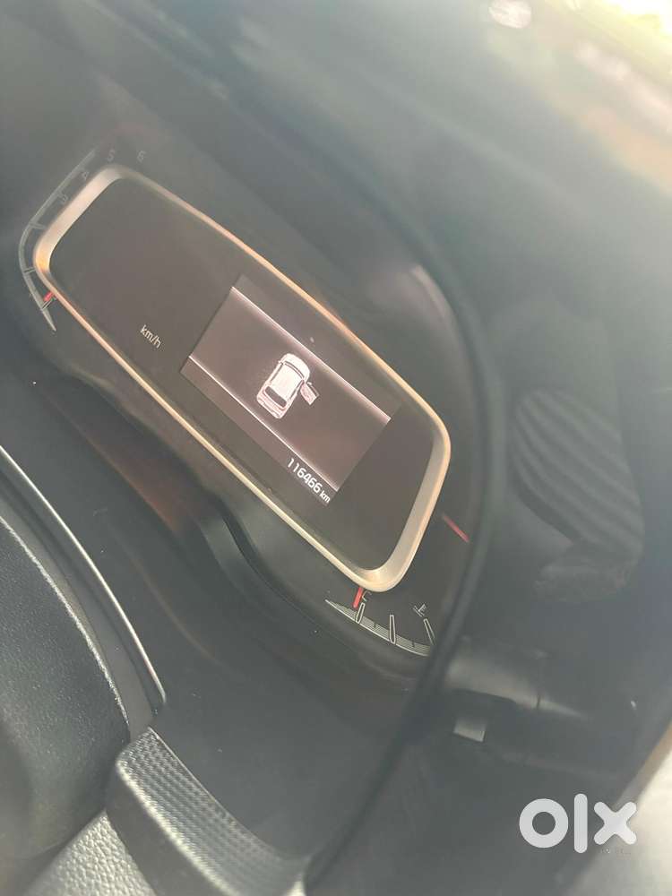 Kia Sonet 2021 Diesel Well Maintained