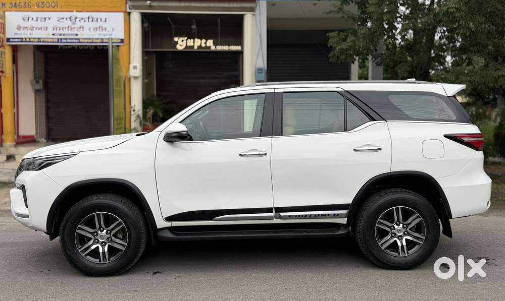 Toyota Fortuner 4x2 At 2.8 Diesel, 2022, Diesel