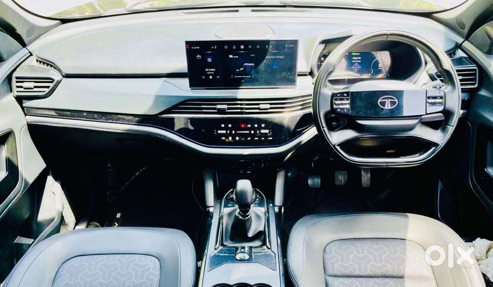 Tata Safari Accomplished Plus Dark Edition, 2024, Diesel