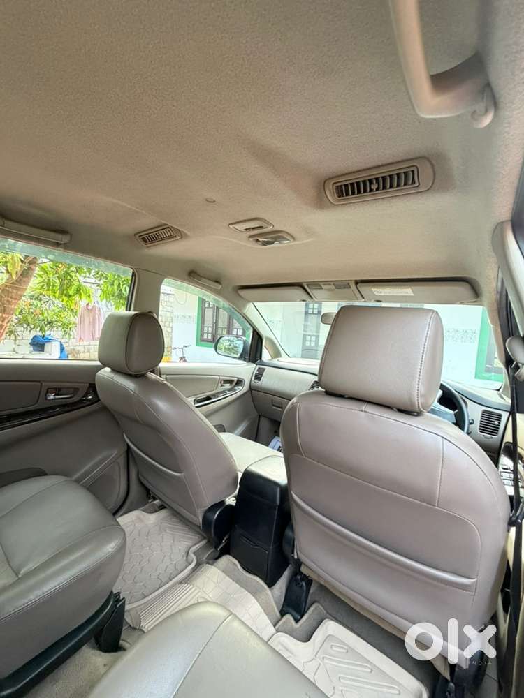 Single Owner Toyota Innova Z Option