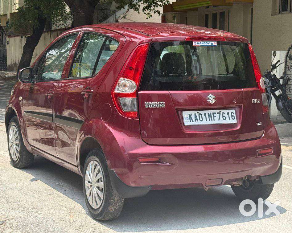 Maruti Suzuki Ritz Vxi, 2010, Petrol