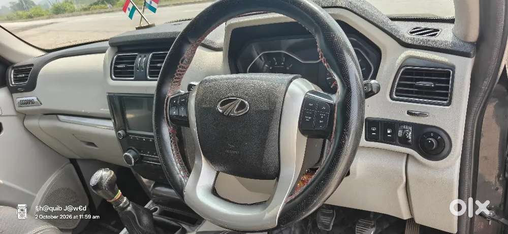 Mahindra Scorpio S11