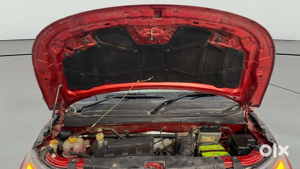 Mahindra Kuv 100 2016-2017 Mfalcon G80 K8, 2016, Petrol