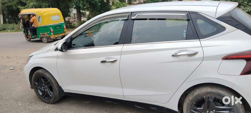 Hyundai New I20 1.2 Sportz Mt, 2023, Petrol
