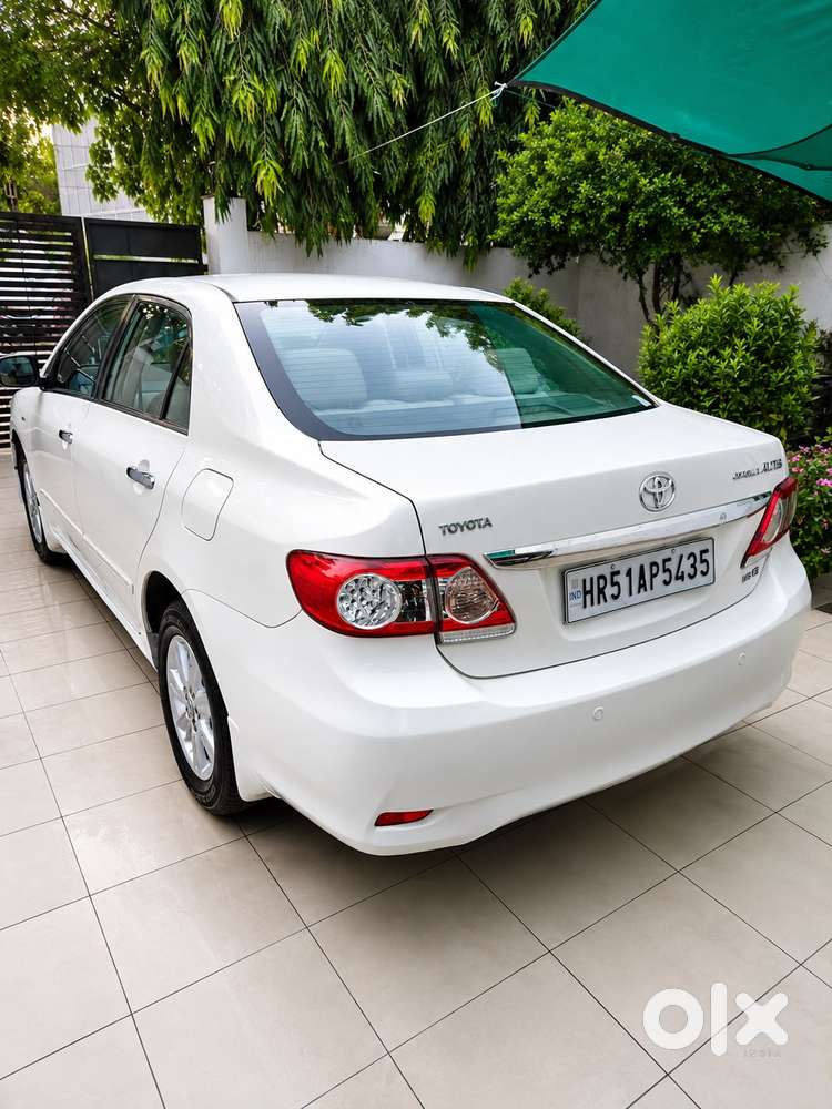 Toyota Corolla Altis G, 2011, Petrol