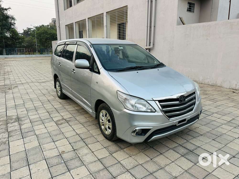 Toyota Innova 2009-2011 2.5 Ev Ms 8 Str Bsiv, 2015, Diesel