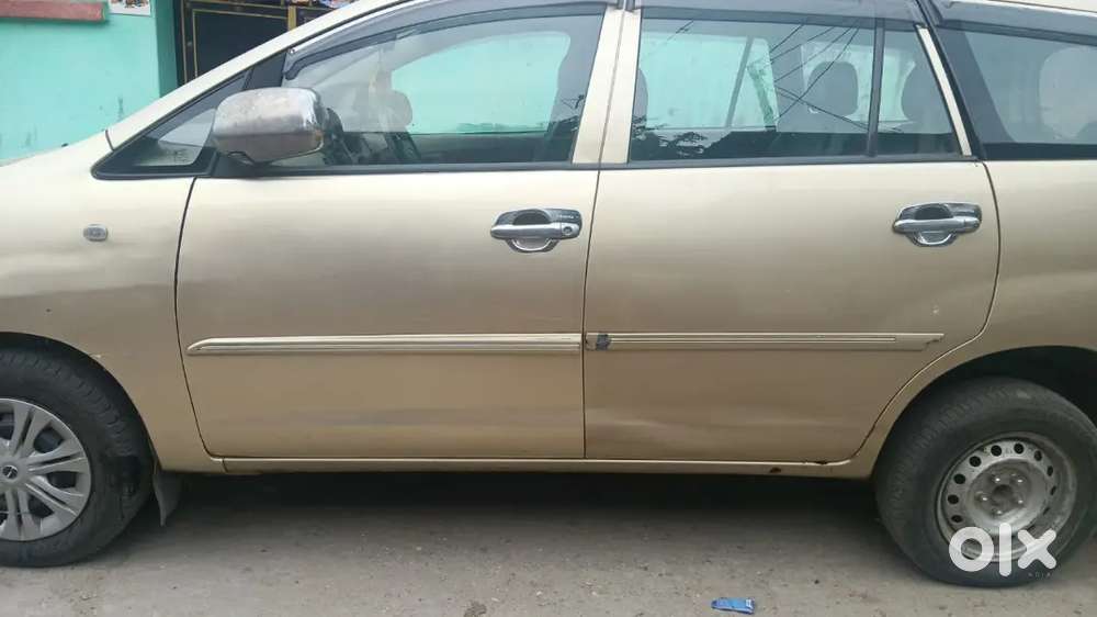 Toyota Innova 2010 Diesel 224000 Km Driven