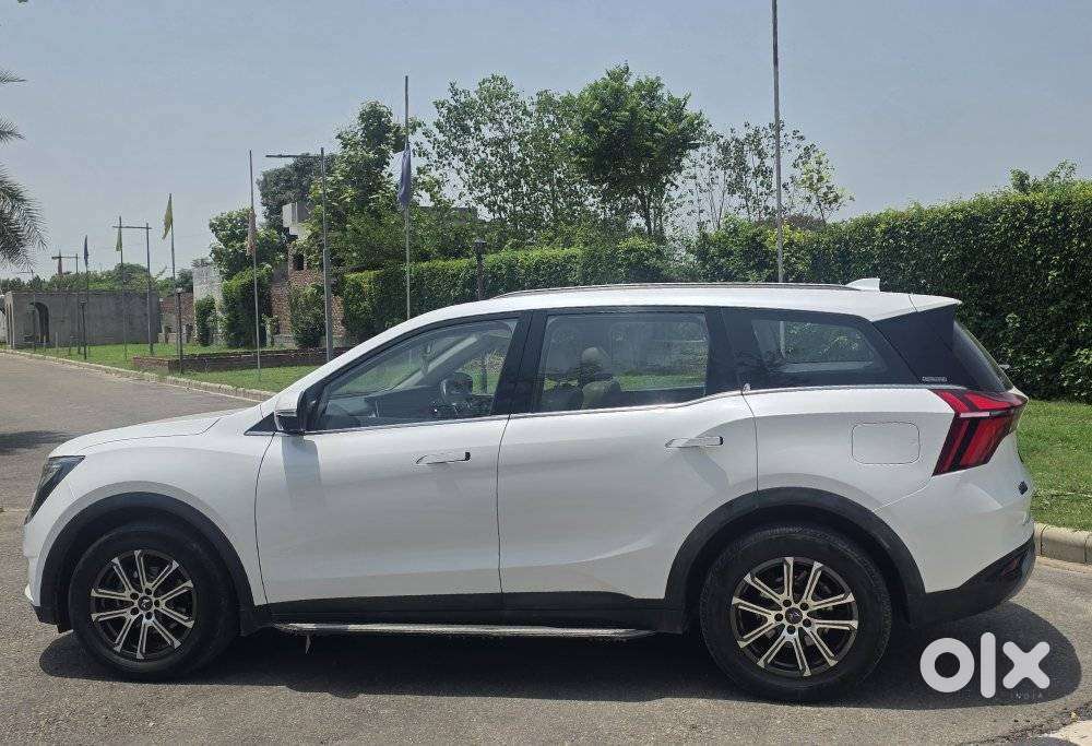 Mahindra Xuv700 2.2 Ax 7 Diesel At Str Awd, 2022, Diesel