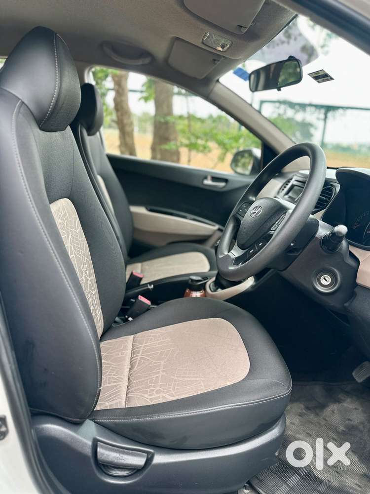 Hyundai Grand I10 Sportz, 2016, Petrol