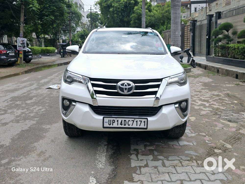 Toyota Fortuner 3.0 4x2 Automatic, 2017, Diesel