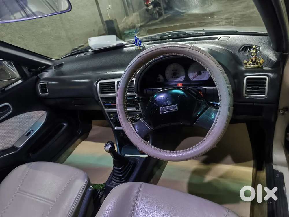 Maruti Suzuki Esteem 2005