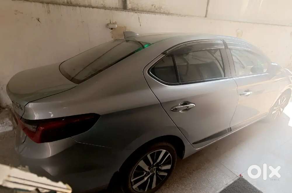 Honda City Zx Automatic 2024 (sunroof) Petrol 31000 Km Driven
